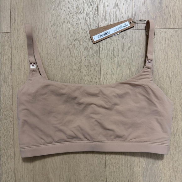 SKIMS Fits Everybody Maternity Pumping Scoop Bralette- Clay (size S) - Picture 3 of 5